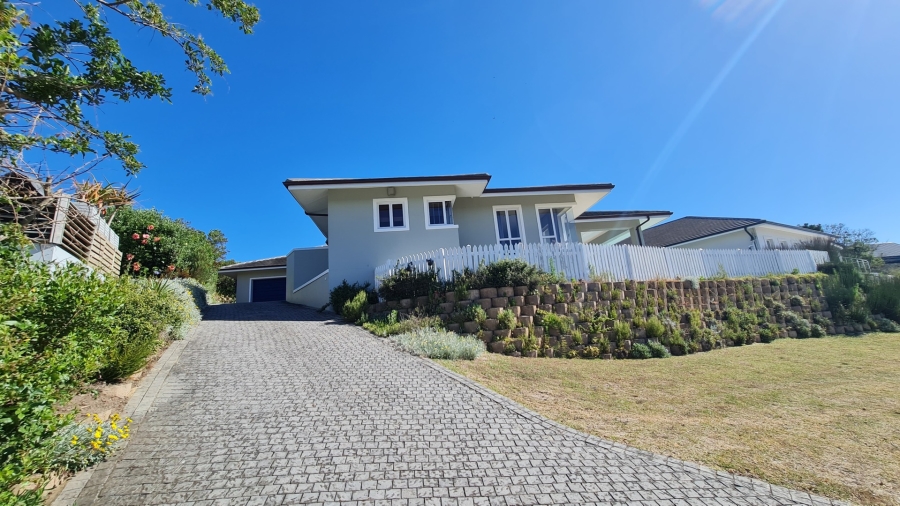 4 Bedroom Property for Sale in Pezula Golf Estate Western Cape